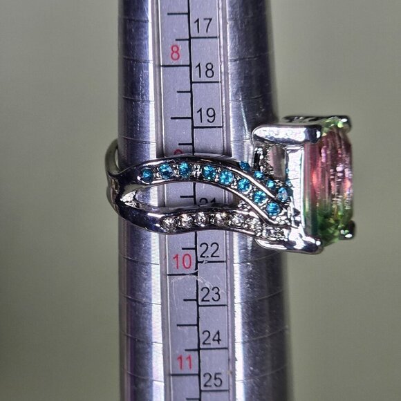 Statement Ring with Rectangular Gradient CZ Stone Size 9 (NWOT) - Picture 6 of 6